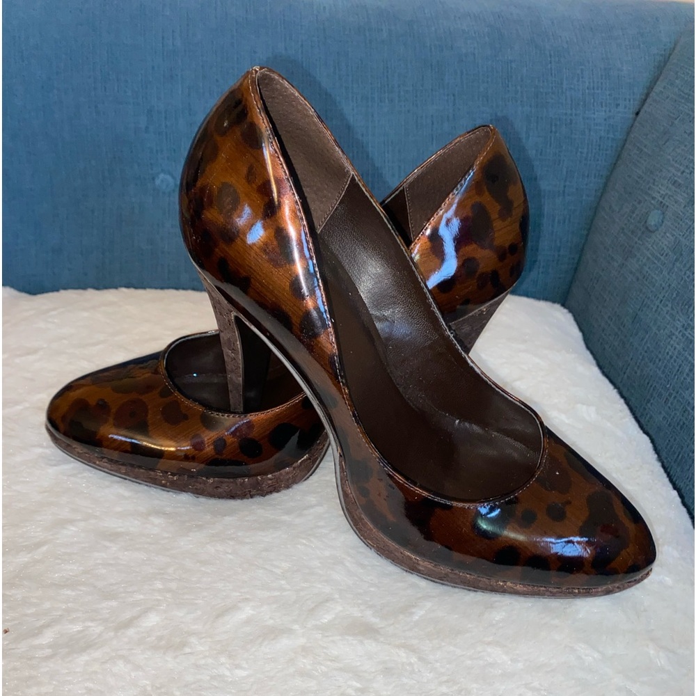 Nine West Animal Print brown patent heels with cork heels size 7.5